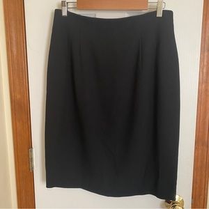 Liz Claiborne women’s size 14 Black Midi Skirt